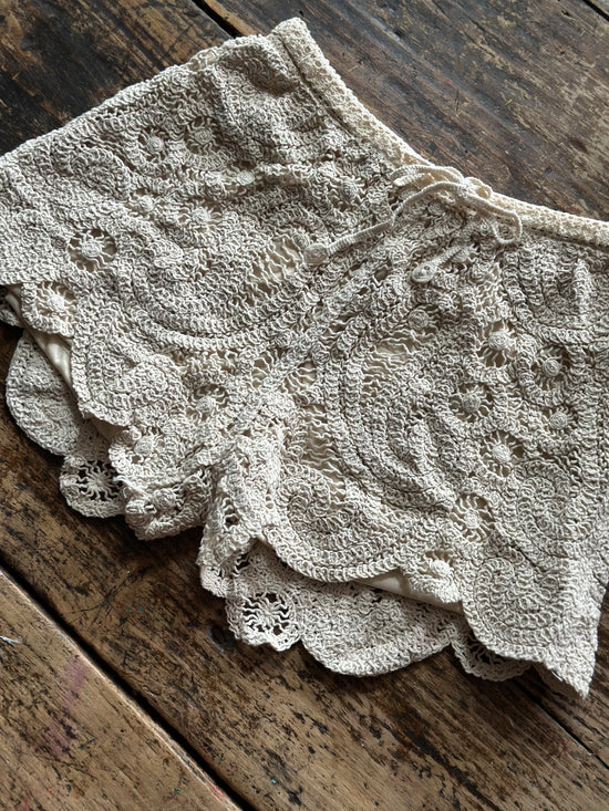 Crochet Boho Shorts - Cream